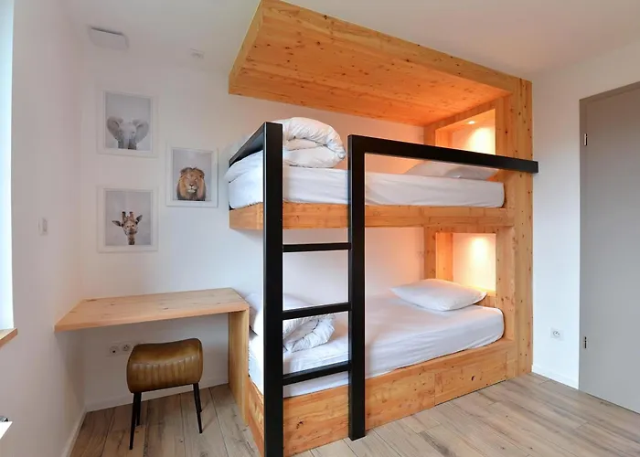 Moderne Avec Spa, Ideal Pour 12 Personnes - Fr-1-744-54 Holiday home