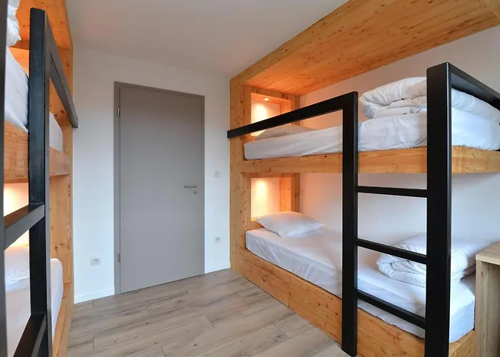 Moderne Avec Spa, Ideal Pour 12 Personnes - Fr-1-744-54 *